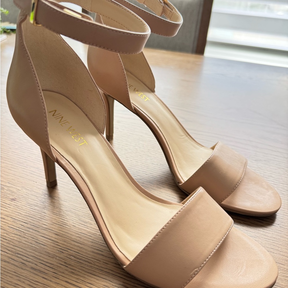 Nine West Women's Tan Heeled Sandals